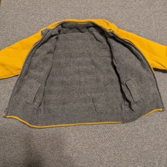 *4/$20* baby sweater reversible - Picture 3 of 4